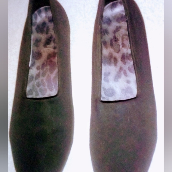 Vionic Powell Slip-On Black Stretch Fabric Low Wedge Heel Shoe. - Picture 2 of 7